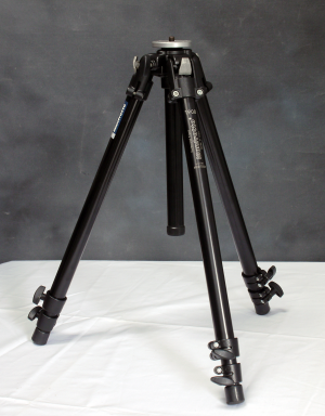 MANFROTTO 190B ALUMINIUM TRIPOD