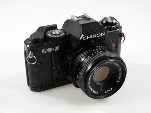 CHINON CE-5*** WITH RIKENON 50mm f/2**