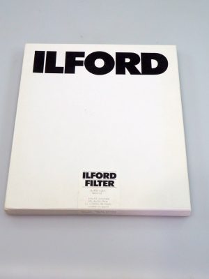 ILFORD 10×12″ GLASS 902 SAFELIGHT FILTER (boxed,new)